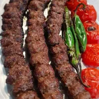تهیه غذای ماکان