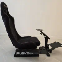 صندلی شبیه ساز رانندگی Playseat Evolution
