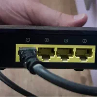 مدم  adsl  ایسوز  ۲ آنتن در حد نو|مودم و تجهیزات شبکه|رشت, ساغری سازان|دیوار
