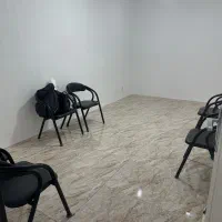 اجاره اتاق ..اجاره صندلی .شنیون و ناخن و رنگ