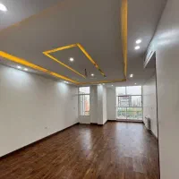 همخونه-خانم-تماس-بگیره