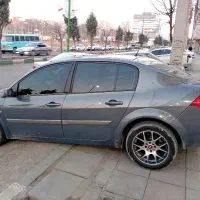 رنو مگان مدل۸۸ اتومات ۲۰۰۰