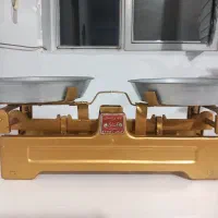 ترازو دو کفه قدیمی