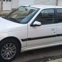 پژو پارس سفارشی فول با رینگ و مانیتور