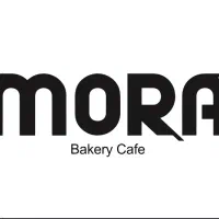 سالن دار و باریستا شیفت عصر (کافه مورا)