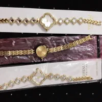 گردنبند و دستبند گوشواره پابند ساعت