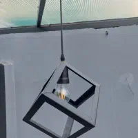 ۲۱ عدد لوستر مکعبی فلزی رنگ مشکی در حد نو