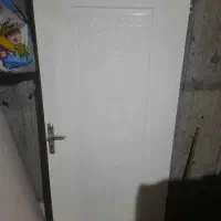 درب چوبی سفیدهمراه بادستگیره