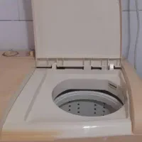 باسلام ماشین لباسشویی و جارو برقی بفروش میرسن