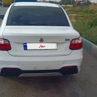 ساینا s دوگانه شرکتی ۴۰۲