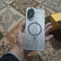 گوشی سالم و تمیز در حد نوع قیمت ۶۰