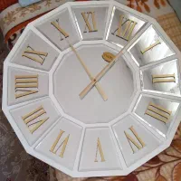 ساعت دیواری