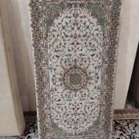 پشتی کرمی