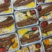 تهیه غذای محمدشهر