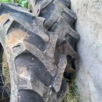 دو جفت لاستیک عقب و جلو تراکتور فرگوسن|ماشین‌آلات صنعتی|ضیابر, |دیوار