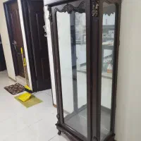 بوفه به رنگ قهوه ای سوخته|بوفه، ویترین، کنسول|فردیس, منظریه|دیوار