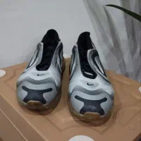 کتونی اورجینال و کیسه خواب آمریکایی