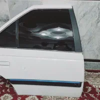 در سمت راست عقب