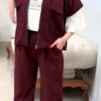 استخدام مدل لباس و کفش زنانه