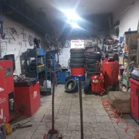 شاگرد اتوسرویس ولاستیک وتعمیرگاه