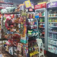 فروشنده سوپر مارکت