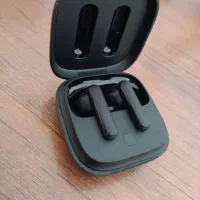 هندزفری ایرپاد بلوتوثی Qcy  کاملا سالم|لوازم جانبی موبایل و تبلت|رشت, استقامت ۱|دیوار