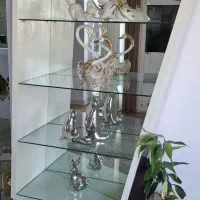 بوفه.، ویترین