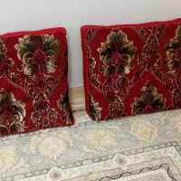 پشتی سنتی رنگ لاکی