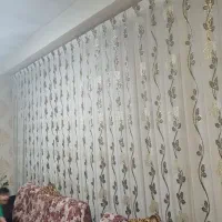 پرده حریر جنس خوب چیندار در حدنو تمیز بدون پارگی