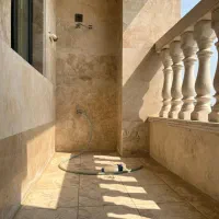 147متری-خام-میدان9دی-سه-خواب