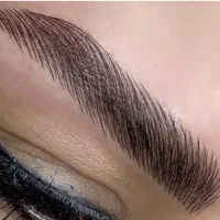 فیبروز ابرو و شیدینگ لب