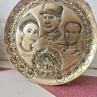 بشقاب دیوار کوب|کلکسیون اشیاء عتیقه|ملایر, |دیوار