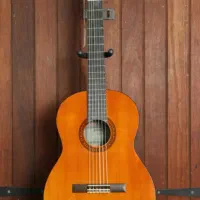 گیتار یاماها CS40