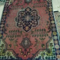 قالی دستباف قدیمی