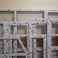 خدمات تولید انواع درب و پنجره ی دوجدارهupvc و توری