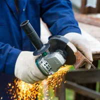 خدمات جوشکاری و برش آیرون فلز (سیار)