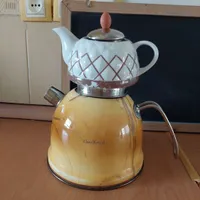 کتری و قوری