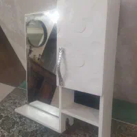 آینه سرویس بهداشتی