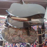 میز عسلی شیشه ای پایه استیل