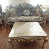 یک سرویس مبل و میز غذا خوری ۷۹ میلیون تومان