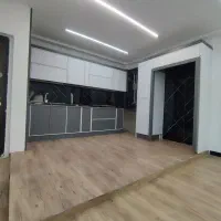 واحد85متری-فول-شیک-و-مدرن-نورگیرعالی-دسترسی-عالی