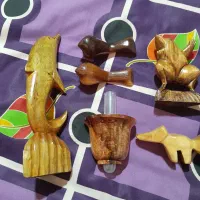 مجسمه های چوبی