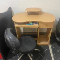 میز و صندلی