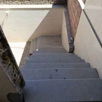 کاشی کار کاش کاری سرامیک  چسبی و سنگ کار سنگ کاری