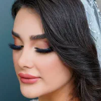 میکاپ حرفه ای عروس و مهمانی (تخفیف ویژه)