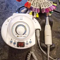 لوازم کاشن ناخن (بصورت یکجا) زیرقیمت|آرایشگاه و سالن‌های زیبایی|شاهین‌شهر, شهرک ردانی پور|دیوار