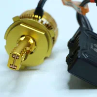 هدلایت/لنز/زنون فابریک/لامپ/رفع مشکل نور دکتر چراغ|خدمات موتور و ماشین|دزفول, |دیوار