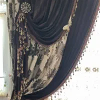 والان پرده همراه پلاک و کتیبه