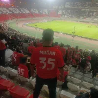 سه نفر جا داریم واسه رفتن ورزشگاه