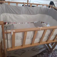 تخت نوزاد کنار مادر|تخت و صندلی بچه|محمدیه-قزوین, |دیوار